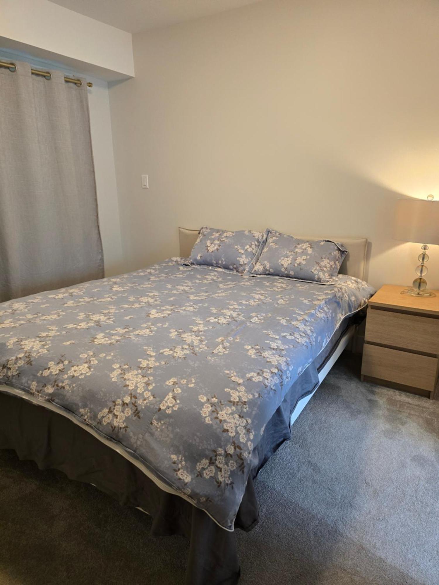 Private 1 Bedroom In Brookswood لانغلي المظهر الخارجي الصورة